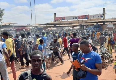 Des manifestants à Bobo-Dioulasso demandent la démission de DAMIBA